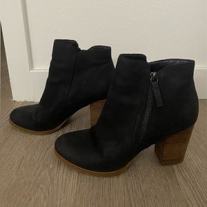ALDO Suede Ankle Boots Women Size 8